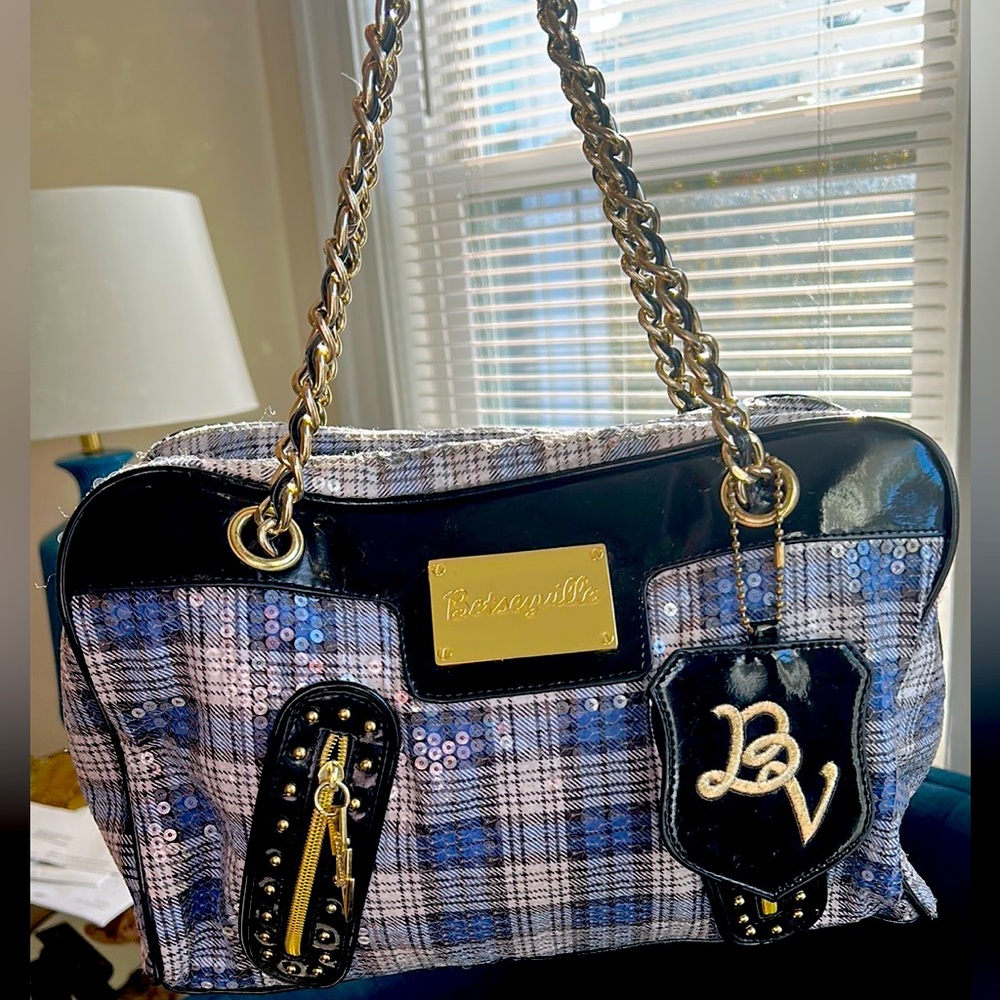 Y2K Betseyville blue,black, & white iridescent duffle purse. Quality. Bling baby